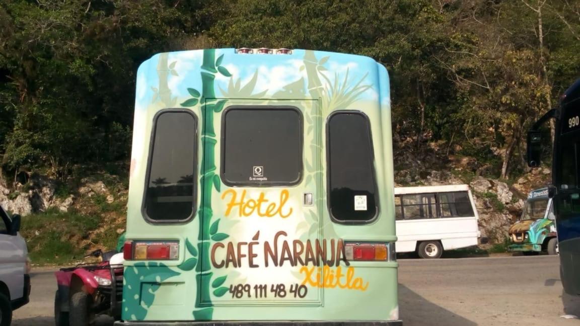 Hotel Cafenaranja 실리트라 외부 사진